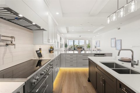 Condominio en venta en Tierra Verde, Florida, 4 dormitorios, 290.41 m2 № 1894786 - foto 10