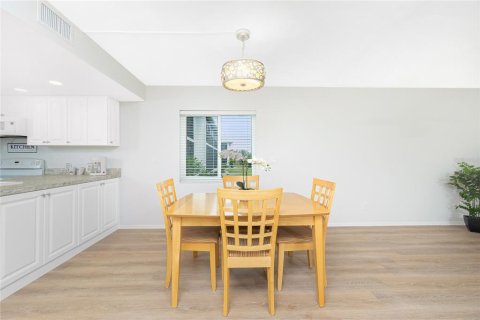 Condominio en venta en Englewood, Florida, 1 dormitorio, 101.45 m2 № 1723608 - foto 12