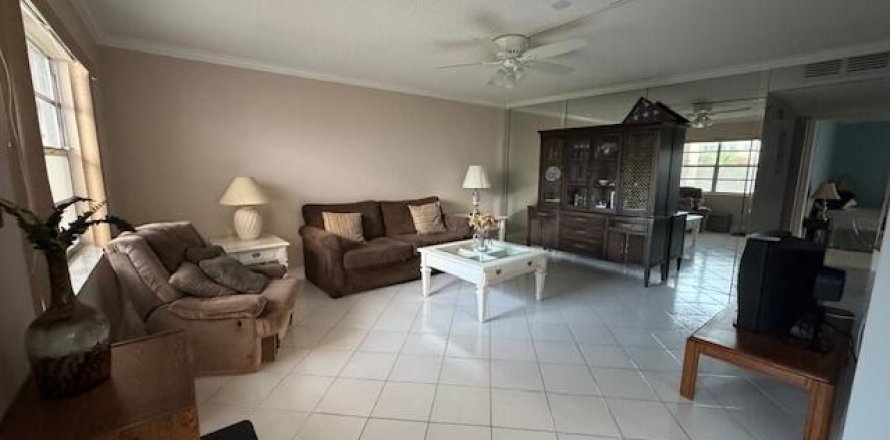 Condo à Delray Beach, Floride, 2 chambres  № 2147003