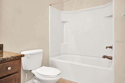 Adosado en alquiler en Fish Hawk, Florida, 3 dormitorios, 148.09 m2 № 1873746 - foto 14