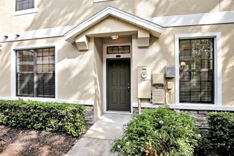 Adosado en alquiler en Fish Hawk, Florida, 3 dormitorios, 148.09 m2 № 1873746 - foto 1