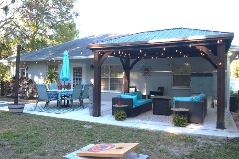 House in New Port Richey, Florida 3 bedrooms, 113.53 sq.m. № 1721231 - photo 15