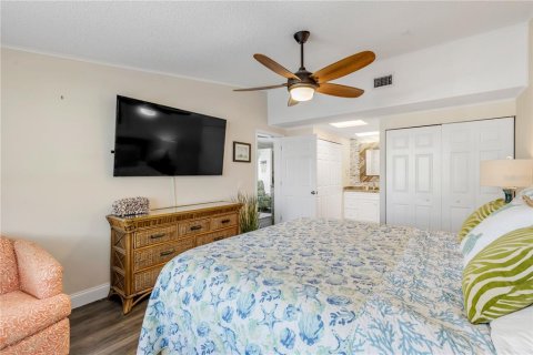 Condo in New Smyrna Beach, Florida, 2 bedrooms  № 1723814 - photo 23