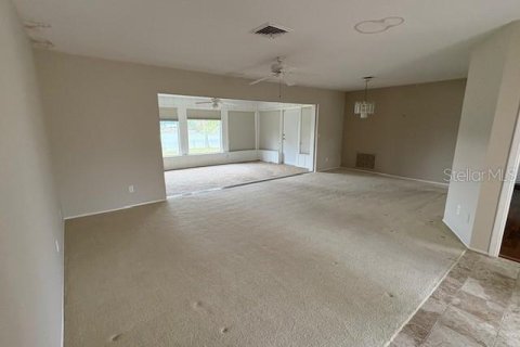 House in Venice, Florida 2 bedrooms, 107.02 sq.m. № 1518538 - photo 2