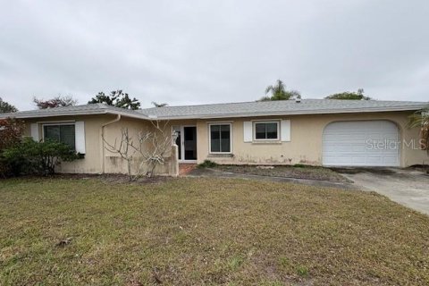 House in Venice, Florida 2 bedrooms, 107.02 sq.m. № 1518538 - photo 1