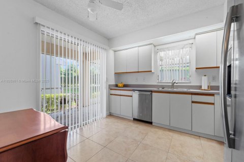 Villa ou maison à vendre à Homestead, Floride: 2 chambres, 108.79 m2 № 1818723 - photo 9
