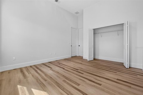 Купить виллу или дом в Порт-Шарлотт, Флорида 11 комнат, 217.95м2, № 2349328 - фото 27