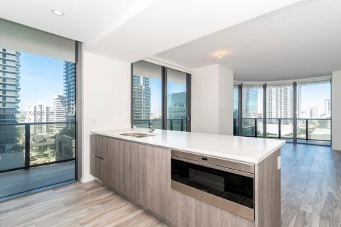 Condo in Miami, Florida, 3 bedrooms  № 2054114 - photo 8