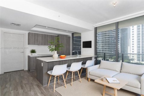 Condo in Miami, Florida, 3 bedrooms  № 2054114 - photo 4