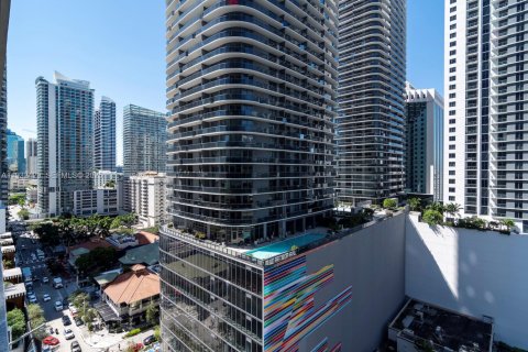 Condo in Miami, Florida, 3 bedrooms  № 2054114 - photo 12