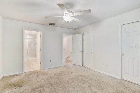 Touwnhouse à vendre à Tampa, Floride: 2 chambres, 137.5 m2 № 1886207 - photo 19