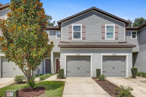 Touwnhouse à vendre à Tampa, Floride: 2 chambres, 137.5 m2 № 1886207 - photo 1