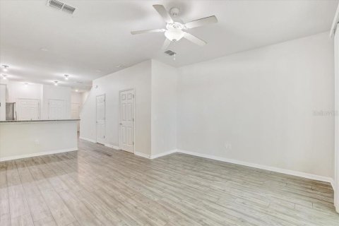 Touwnhouse à vendre à Tampa, Floride: 2 chambres, 137.5 m2 № 1886207 - photo 15