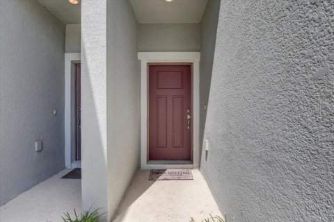 Touwnhouse à vendre à Tampa, Floride: 2 chambres, 137.5 m2 № 1886207 - photo 3