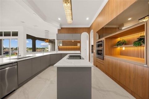 Villa ou maison à vendre à Orlando, Floride: 6 chambres, 589.56 m2 № 2296792 - photo 19