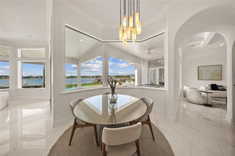 Villa ou maison à vendre à Orlando, Floride: 6 chambres, 589.56 m2 № 2296792 - photo 13