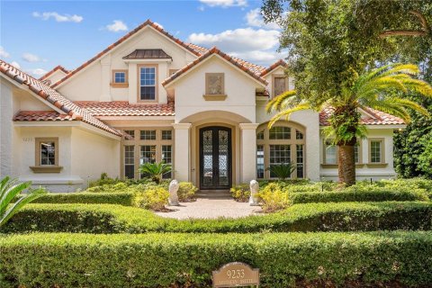 House in Orlando, Florida 6 bedrooms, 589.56 sq.m. № 2296792