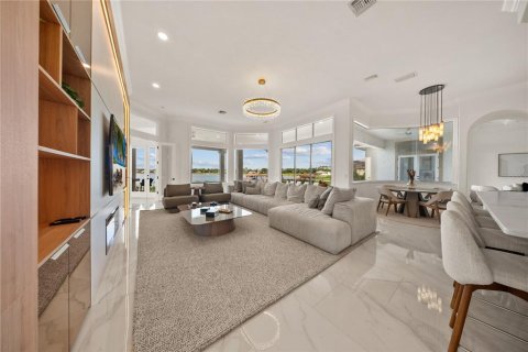 Villa ou maison à vendre à Orlando, Floride: 6 chambres, 589.56 m2 № 2296792 - photo 12