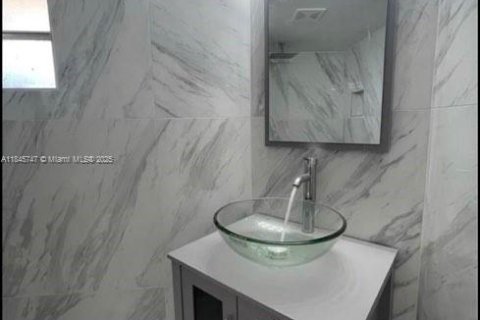 Copropriété à louer à Miami, Floride: 1 chambre, 76.64 m2 № 1849224 - photo 5