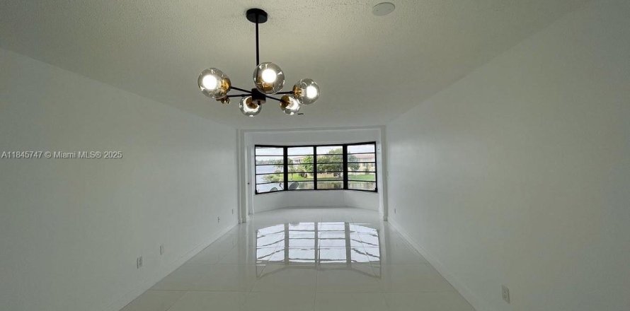 Condo à Miami, Floride, 1 chambre  № 1849224