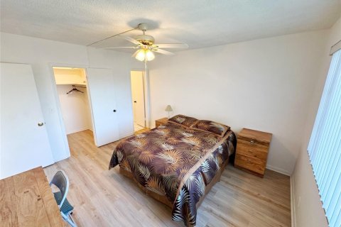 Condo in Pompano Beach, Florida, 2 bedrooms № 2244546 - photo 24