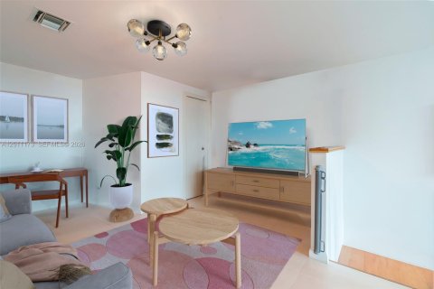 Copropriété à louer à Miami, Floride: 2 chambres, 144 m2 № 2076669 - photo 18