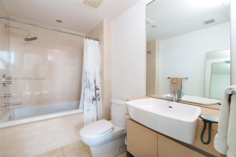 Copropriété à louer à Miami, Floride: 2 chambres, 144 m2 № 2076669 - photo 21