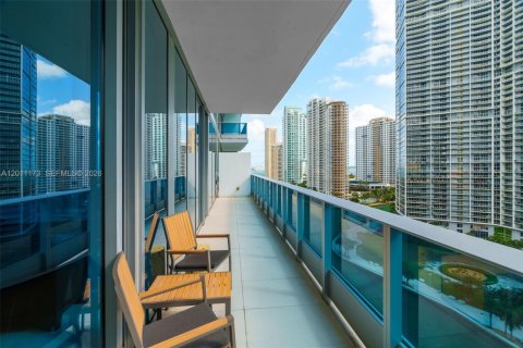 Copropriété à louer à Miami, Floride: 2 chambres, 144 m2 № 2076669 - photo 10