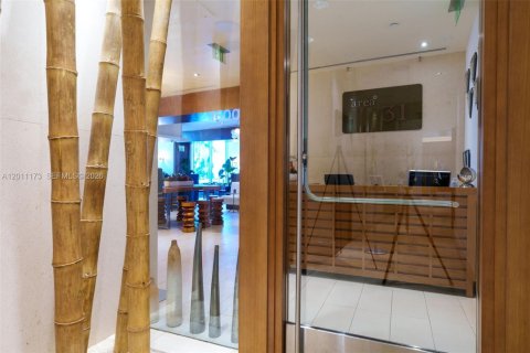 Copropriété à louer à Miami, Floride: 2 chambres, 144 m2 № 2076669 - photo 29