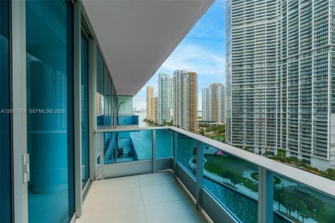 Copropriété à louer à Miami, Floride: 2 chambres, 144 m2 № 2076669 - photo 16