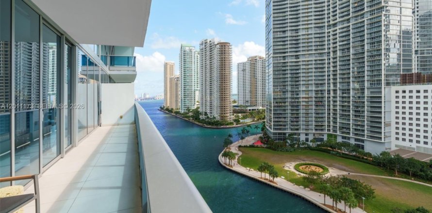 Condo à Miami, Floride, 2 chambres  № 2076669