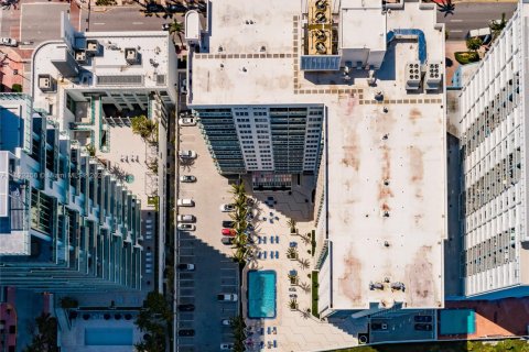 Снять в аренду кондоминиум в Майами-Бич, Флорида 1 спальня, 74.88м2, № 1958710 - фото 24