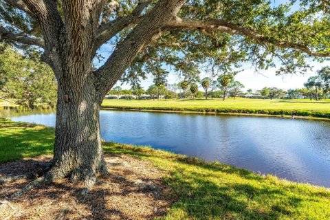 House in Sarasota, Florida 2 bedrooms, 116.13 sq.m. № 867034 - photo 15