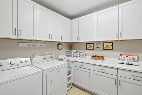 Condo in Venice, Florida, 2 bedrooms  № 1737140 - photo 28