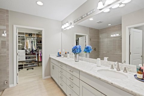 Condo in Venice, Florida, 2 bedrooms  № 1737140 - photo 20