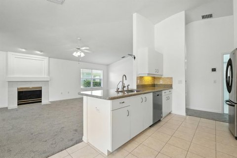 House in Port Orange, Florida 3 bedrooms, 161.84 sq.m. № 1876832 - photo 12