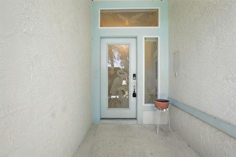 House in Port Orange, Florida 3 bedrooms, 161.84 sq.m. № 1876832 - photo 5