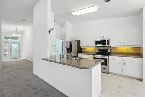 House in Port Orange, Florida 3 bedrooms, 161.84 sq.m. № 1876832 - photo 15