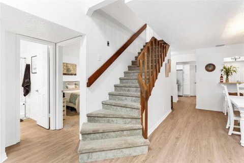 Townhouse in Leesburg, Florida 3 bedrooms, 209.96 sq.m. № 1900859 - photo 25