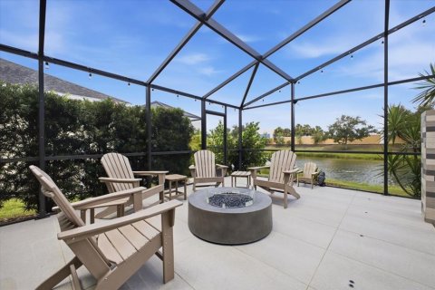 House in Bradenton, Florida 4 bedrooms, 224.08 sq.m. № 2227542 - photo 6