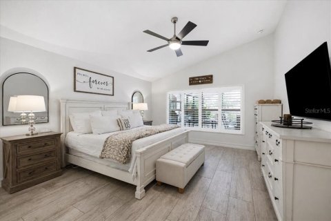 House in Bradenton, Florida 4 bedrooms, 224.08 sq.m. № 2227542 - photo 10