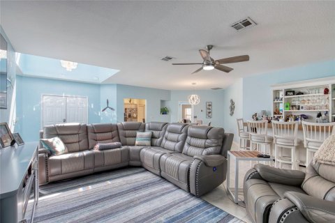 Casa en venta en Port Orange, Florida, 3 dormitorios, 202.25 m2 № 1857882 - foto 12