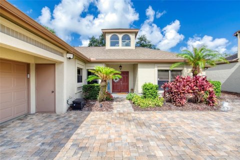 Casa en venta en Port Orange, Florida, 3 dormitorios, 202.25 m2 № 1857882 - foto 2