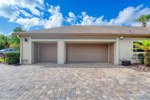 Casa en venta en Port Orange, Florida, 3 dormitorios, 202.25 m2 № 1857882 - foto 3