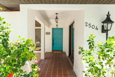 House in Sarasota, Florida 4 bedrooms, 258.45 sq.m. № 1805837 - photo 3
