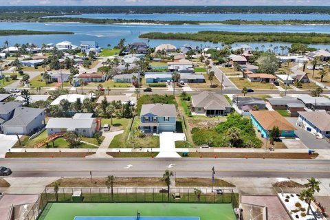 House in Daytona Beach, Florida 5 bedrooms, 250.09 sq.m. № 1688060 - photo 3