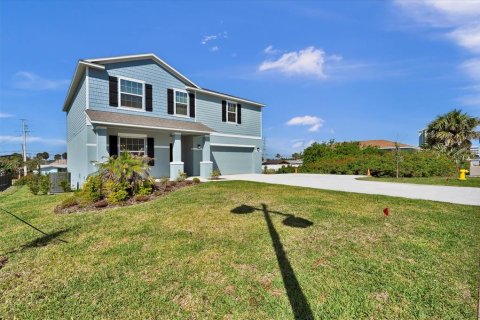House in Daytona Beach, Florida 5 bedrooms, 250.09 sq.m. № 1688060 - photo 13