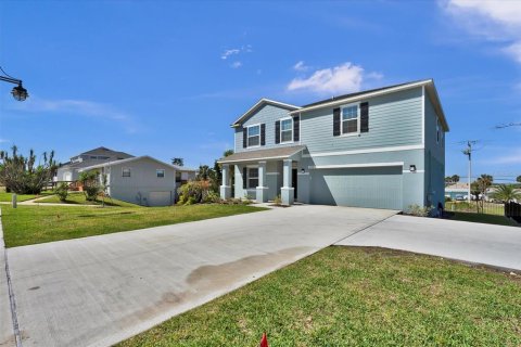 House in Daytona Beach, Florida 5 bedrooms, 250.09 sq.m. № 1688060 - photo 14