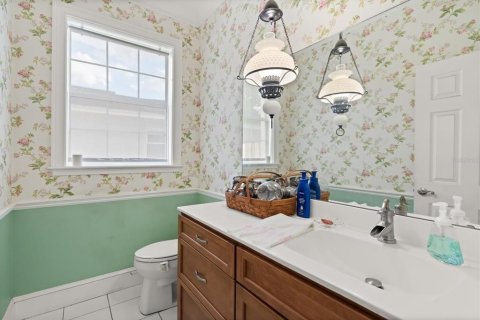 House in Altamonte Springs, Florida 4 bedrooms, 250.09 sq.m. № 2112330 - photo 23