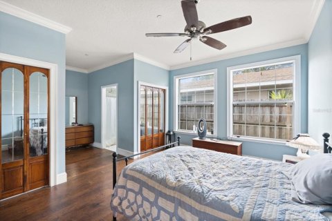 House in Altamonte Springs, Florida 4 bedrooms, 250.09 sq.m. № 2112330 - photo 17